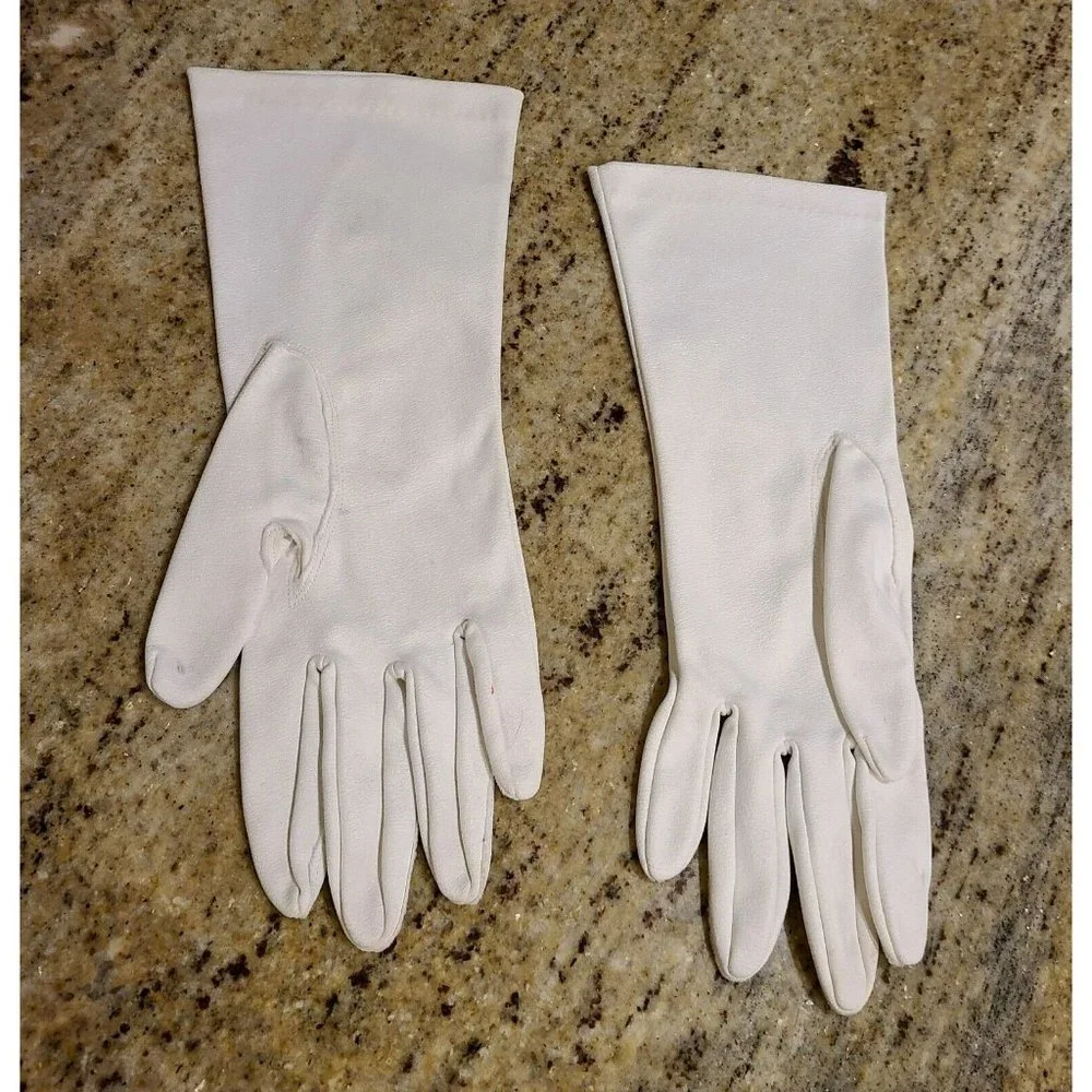 Vintage White Crescendoe Crelon Nylon Gloves Size 7.5